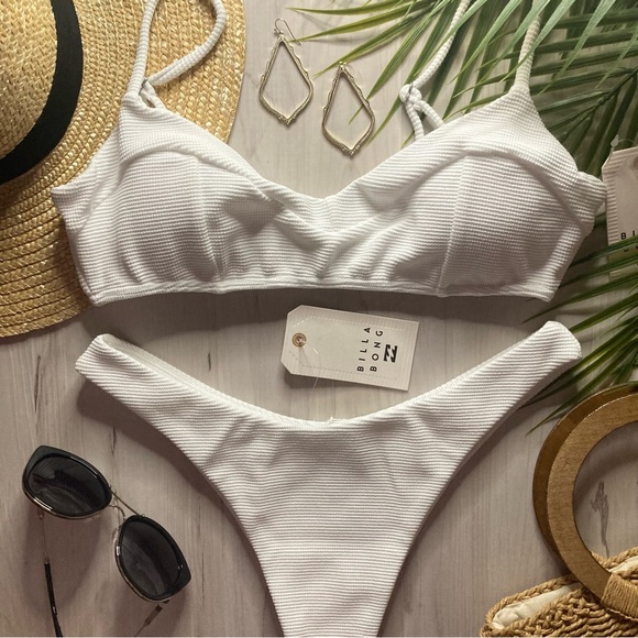 Billabong 🤍 Gigi Waffle Bralette Bikini Top | Skimpy Hike Bottoms - Picture 2 of 16